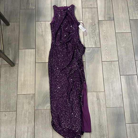 Alex Evenings Womens Long Sleeveless W/Cascade Ruffle & Front Slit - Picture 6 of 8